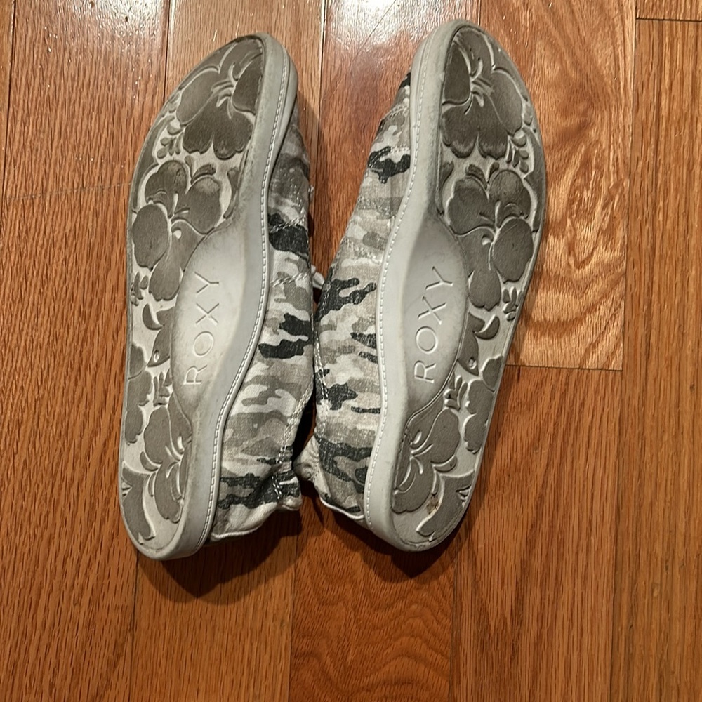 Camouflage Roxy Shoes - Picture 4 of 4